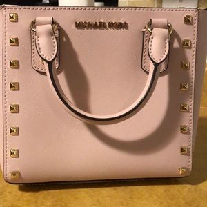 Michael Kors Cross Body Bag